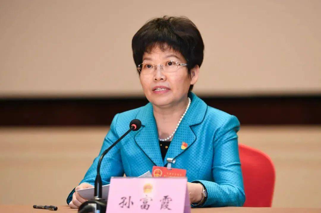 皇冠会员如何申请
_孙富霞皇冠会员如何申请
，被查