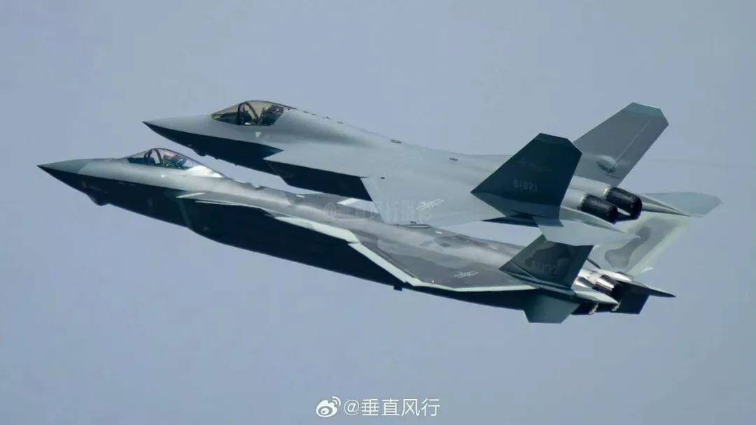 世界杯2026欧洲外围赛_中国歼-35最新画面世界杯2026欧洲外围赛!6枚中距弹、隐藏登机梯首次曝光!