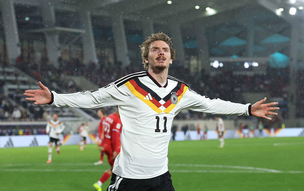 皇冠信用网足球代理
_观战台：欧罗巴世预赛审判日 德国西班牙葡萄牙盼撞线