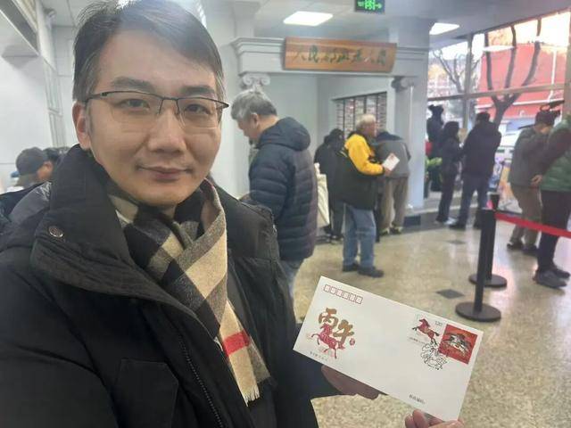 皇冠平台出租_《丙午年》马年生肖邮票今日开售皇冠平台出租！有人连夜排队——
